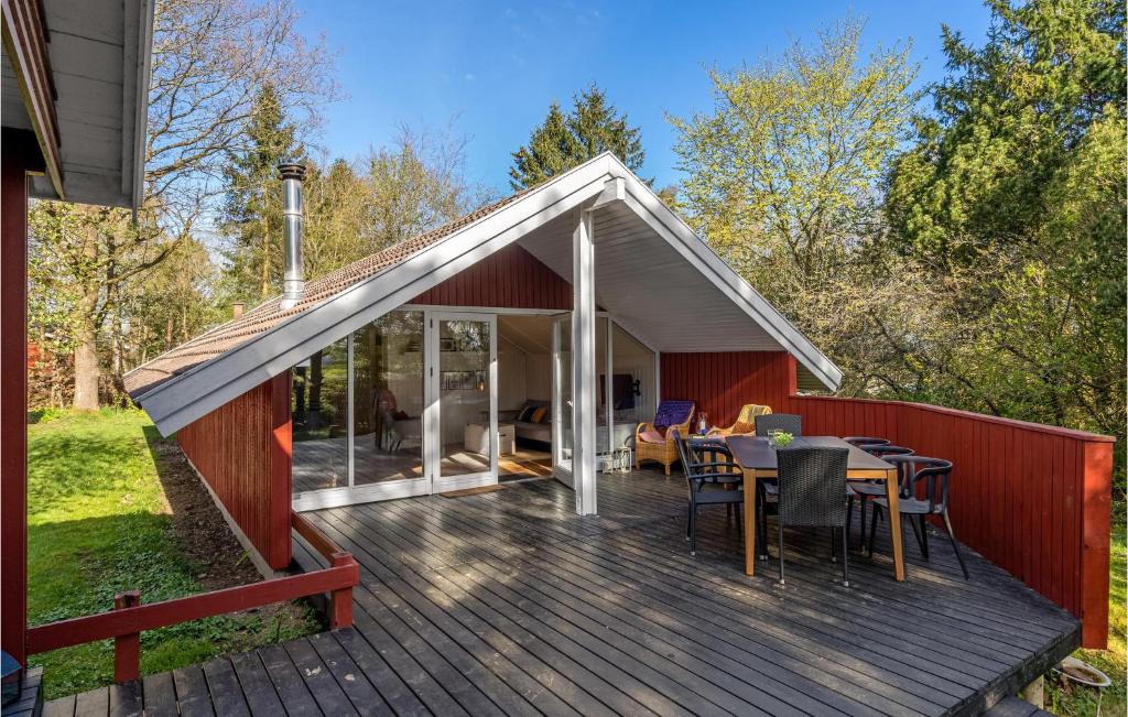 Amazing Home In Munke Bjergby With Wifi And 4 Bedrooms photo 1