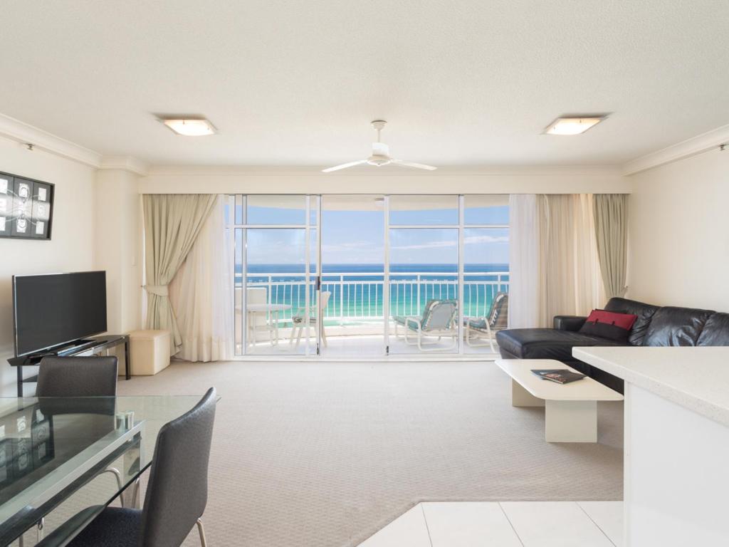 2nd Avenue Apartments - Hosted by Burleigh Letting - Tap to explore photos