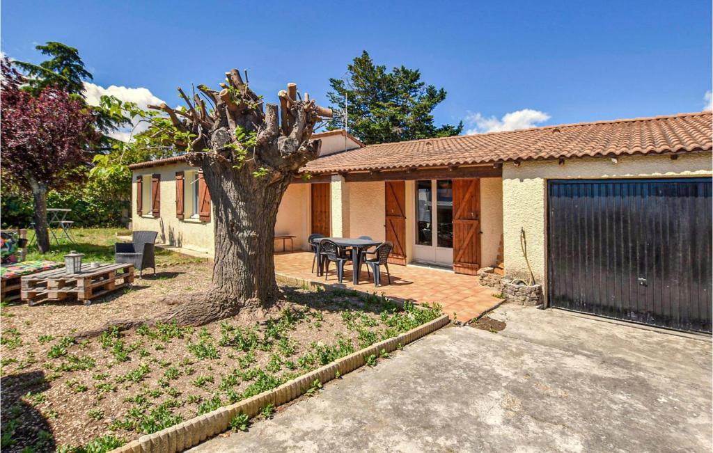 Amazing Home In Lapalud With Outdoor Swimming Pool, Wifi And Private Swimming Pool