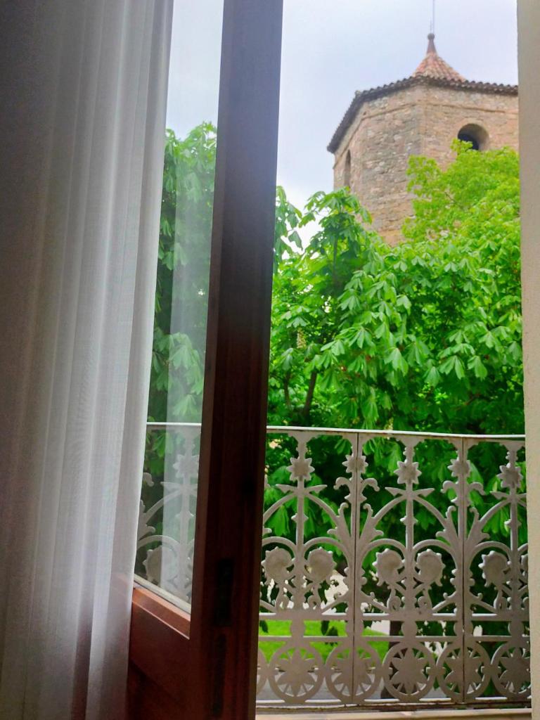 CAN PLANAS Soleado, amplio con vistas y parking photo 3
