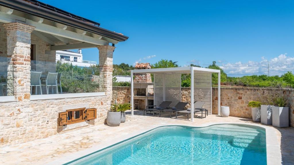 Villa Hardy photo 1