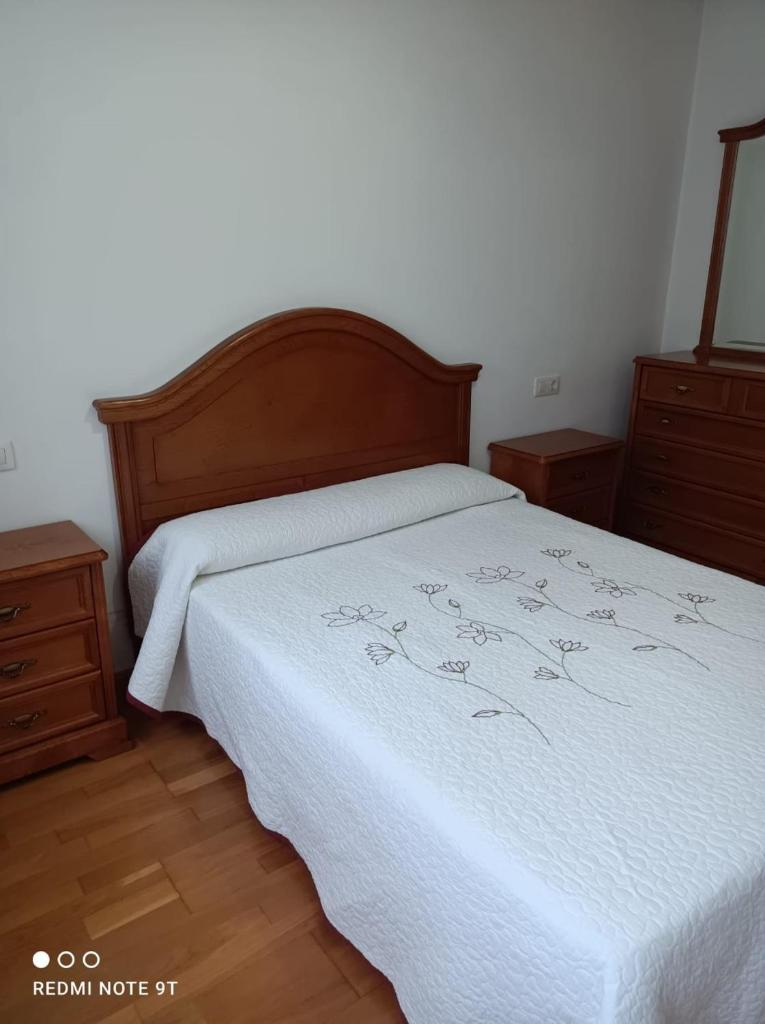 apartamento de dos habitaciones en Quiroga photo 2