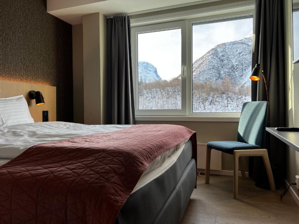 Frichs Ekspress Åndalsnes photo 4