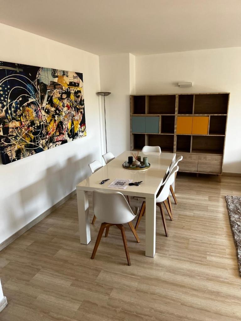 Top-of-range appartment of 90m2 & 20m2 of sunny terrace, 2min from sea photo 4