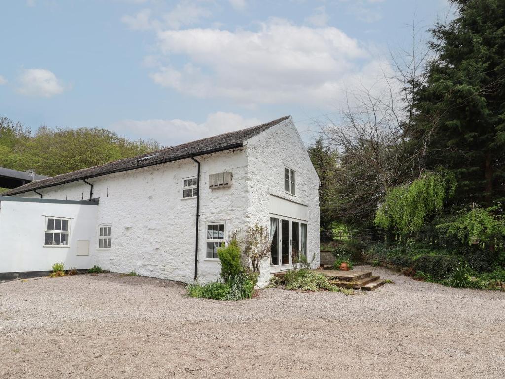 Nant Coed Barn photo 1
