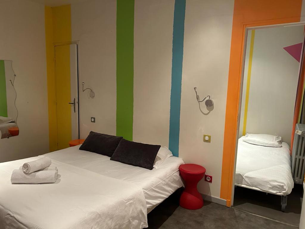 Logis Hotel Restaurant Le Grand Puech photo 3
