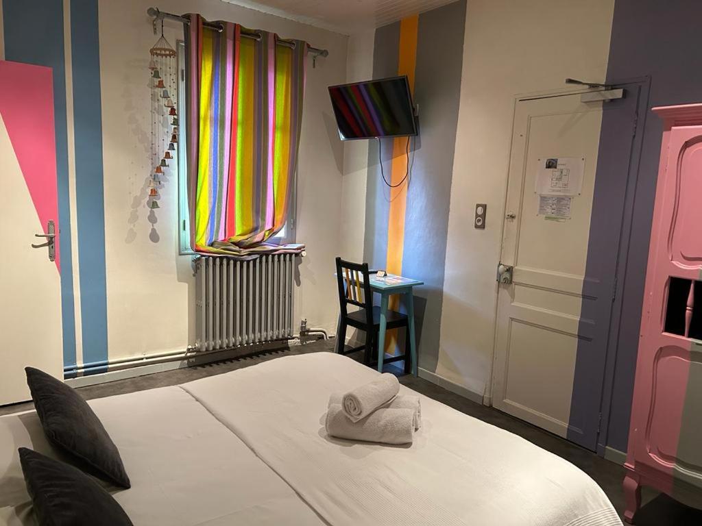 Logis Hotel Restaurant Le Grand Puech photo 4