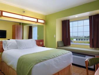 Microtel Inn & Suites by Wyndham Delphos - Tap to explore photos