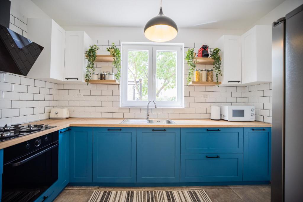 1oak villa photo 3