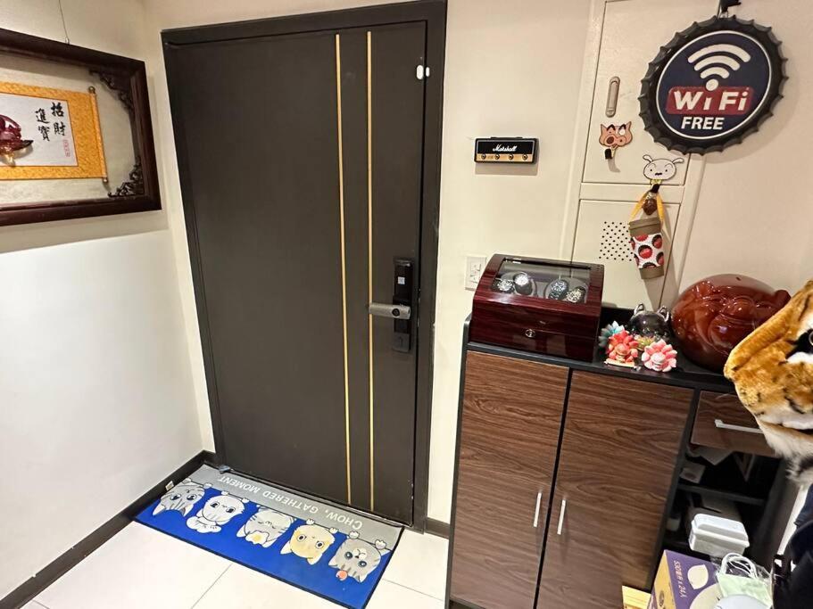 MingHOW'S House 清水海線溫馨客房有雙人床位、電視、冷氣、獨立衣櫃 photo 3