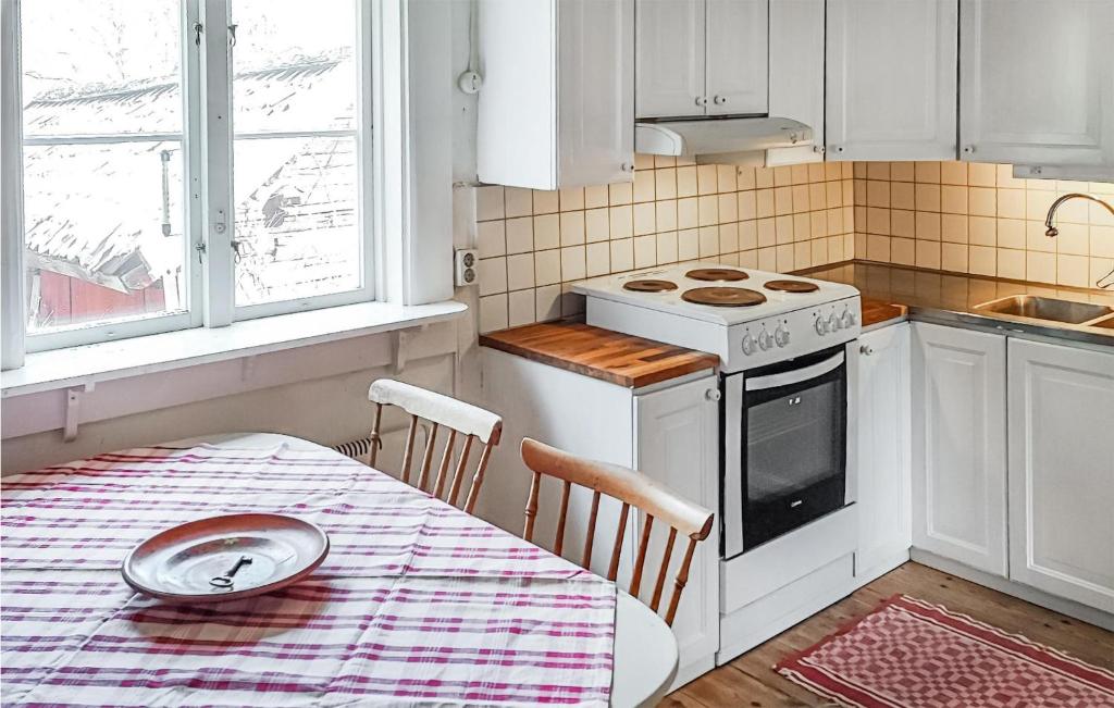 Amazing Home In Gnesta With 3 Bedrooms photo 2