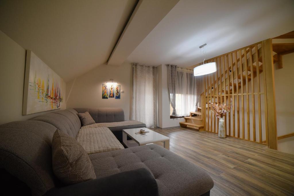 Gold Gondola Premium Apartments photo 2