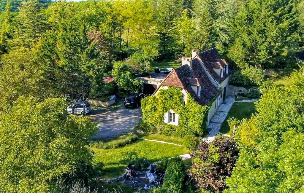Stunning Home In Soucirac With Outdoor Swimming Pool, Wifi And 3 Bedrooms