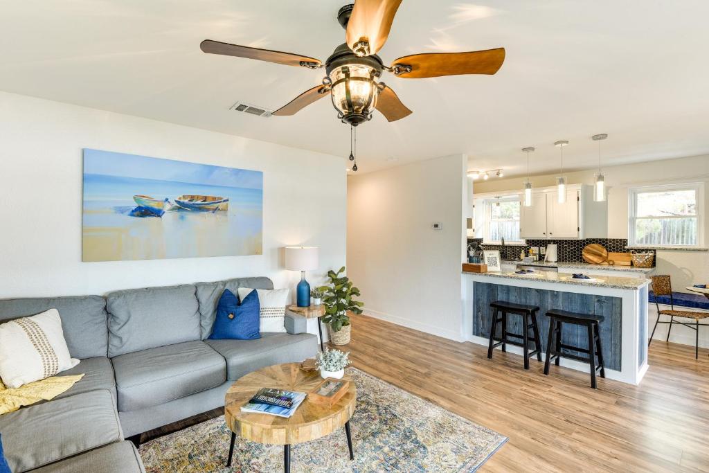 Texas Vacation Rental with Lake Granbury Views! photo 4