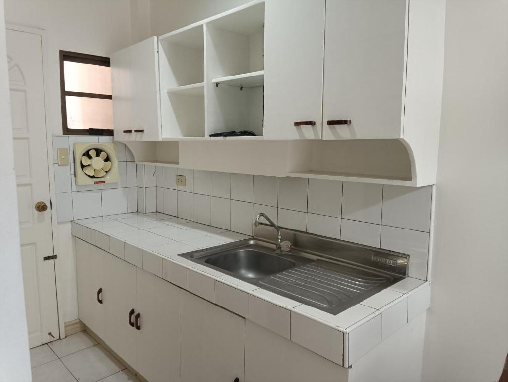 Golden Belle Apartelle and Suites photo 3