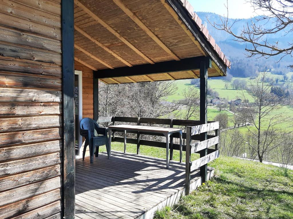 chalet du camping la Porte St Martin