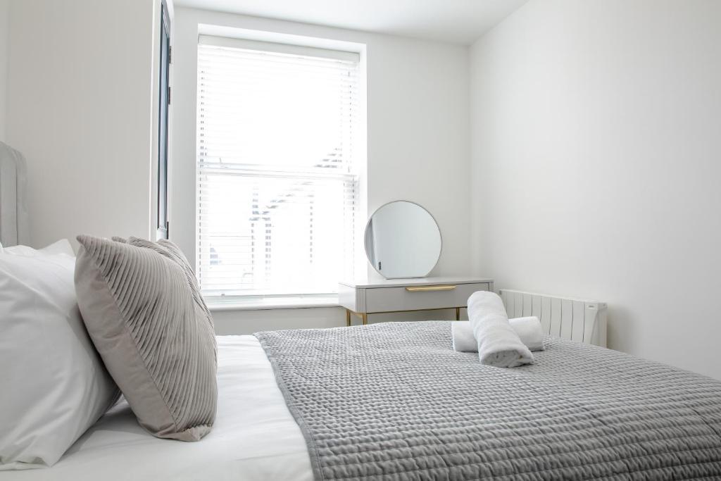 Designer Cardiff Apartments - Tap to explore photos