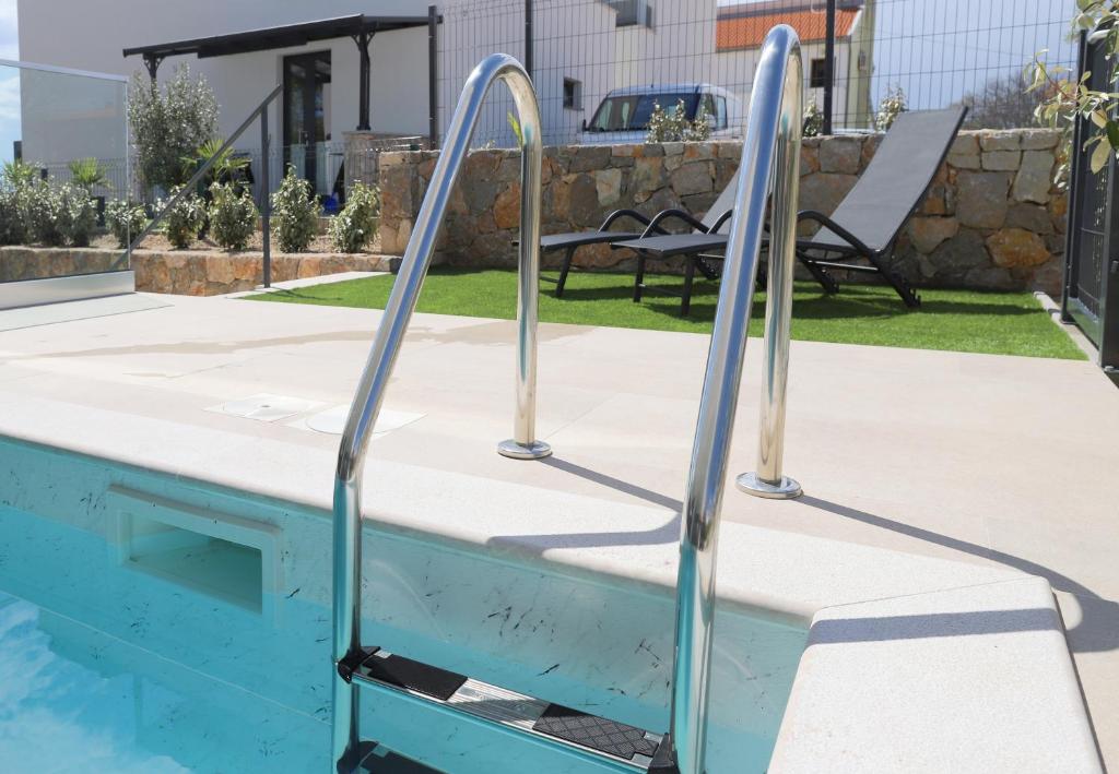 Brand new apartment with private pool photo 3
