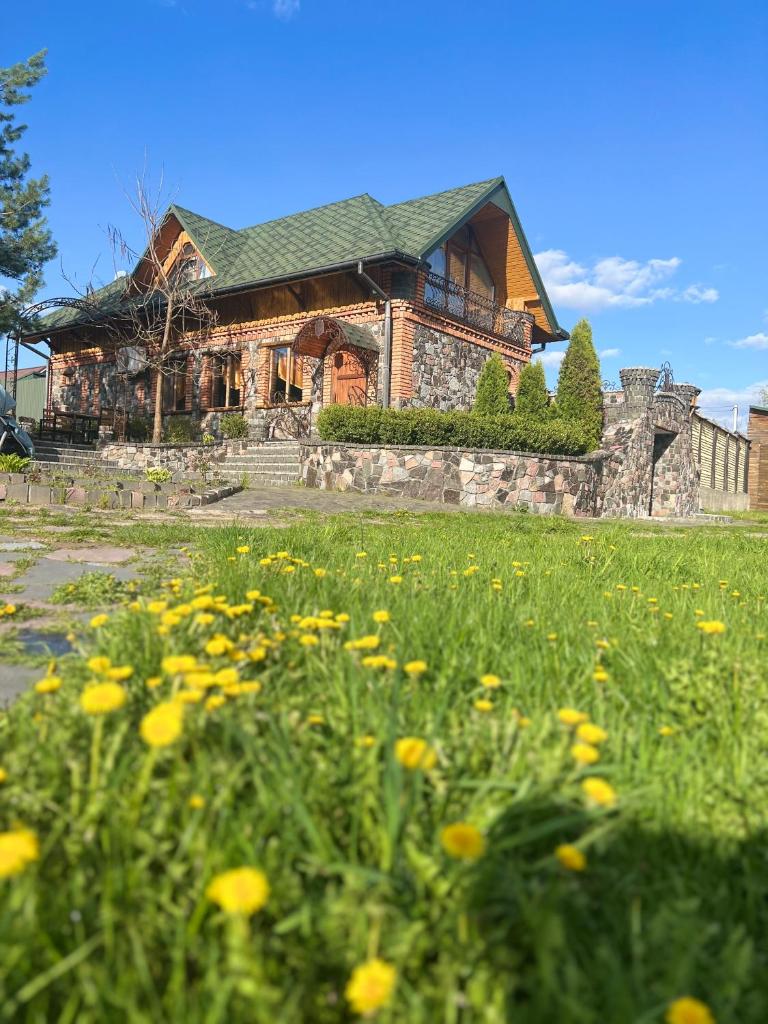 Gostynna sadyba Kit Bayun photo 2