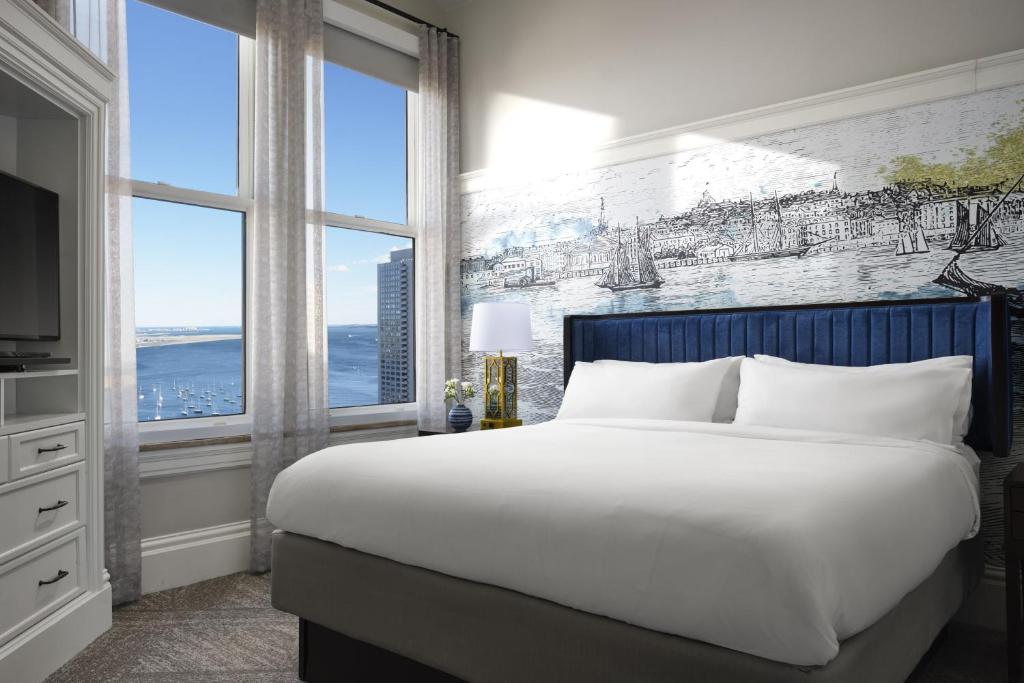 Marriott Vacation Club® at Custom House, Boston - Tap to explore photos