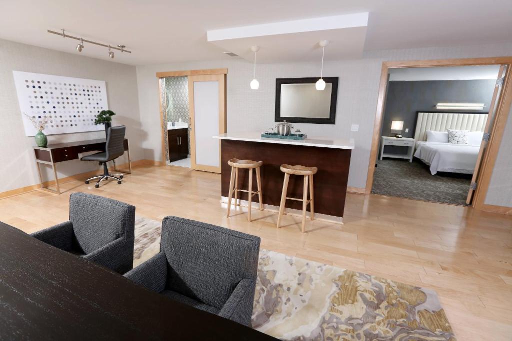 SpringHill Suites by Marriott Sioux Falls image