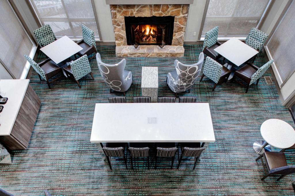 Residence Inn by Marriott Cleveland Independence photo 3