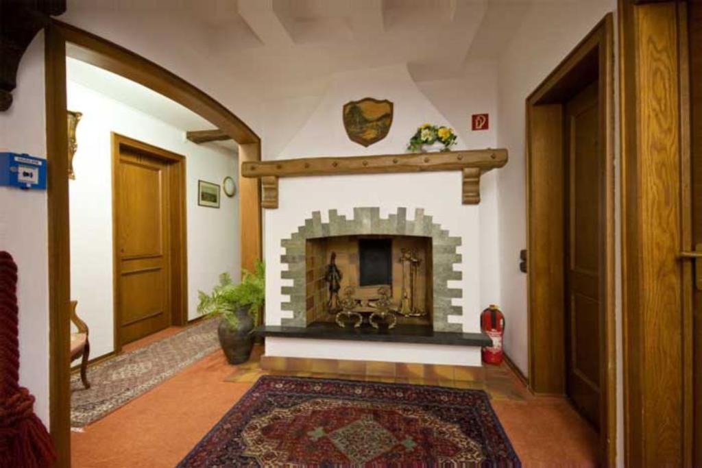 Burghotel photo 3
