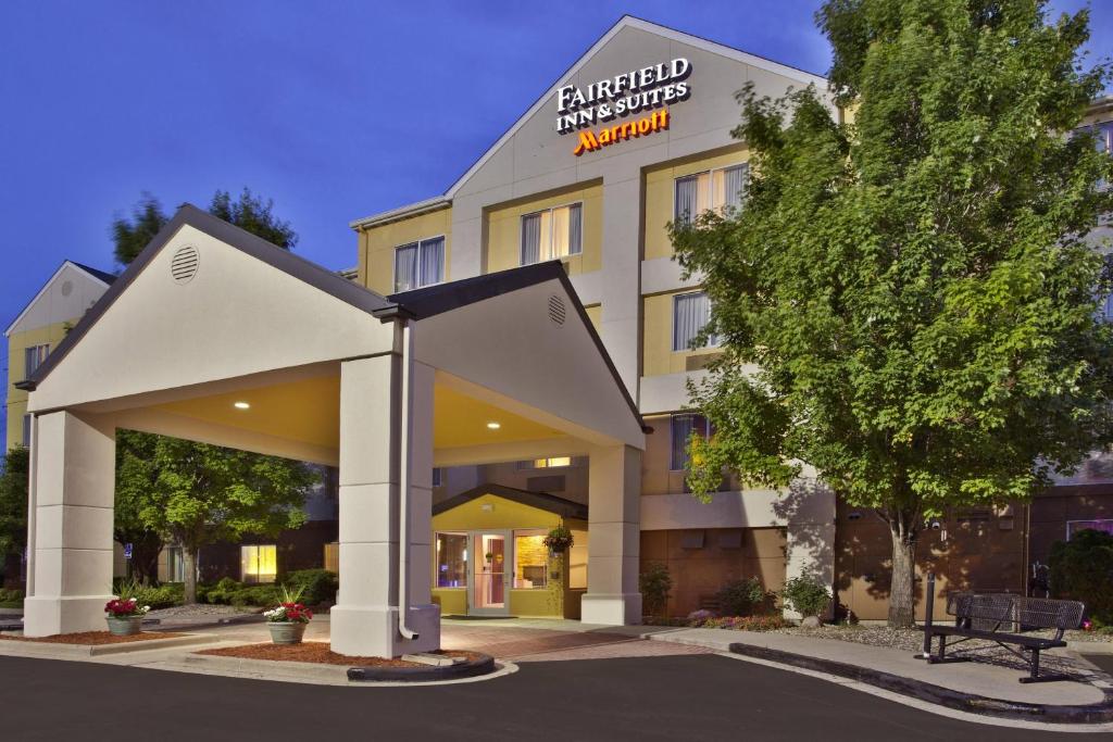 Fairfield Inn & Suites by Marriott Chicago Southeast/Hammond image