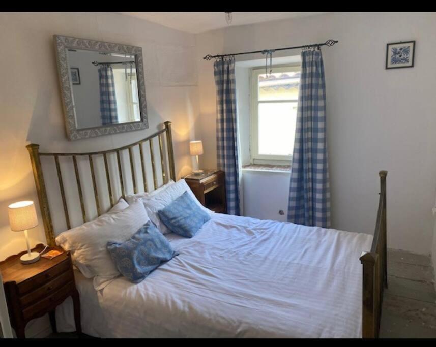 Cheerful, traditional 3 bedroom home in Quillan photo 1