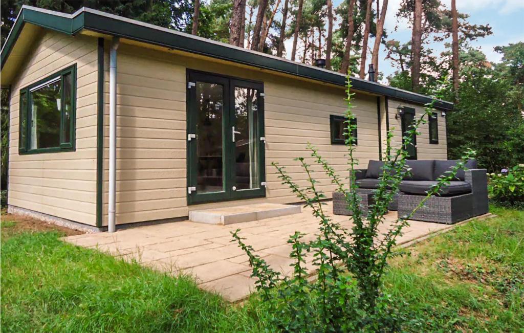 Nice Caravan In Markelo With Wifi And 2 Bedrooms