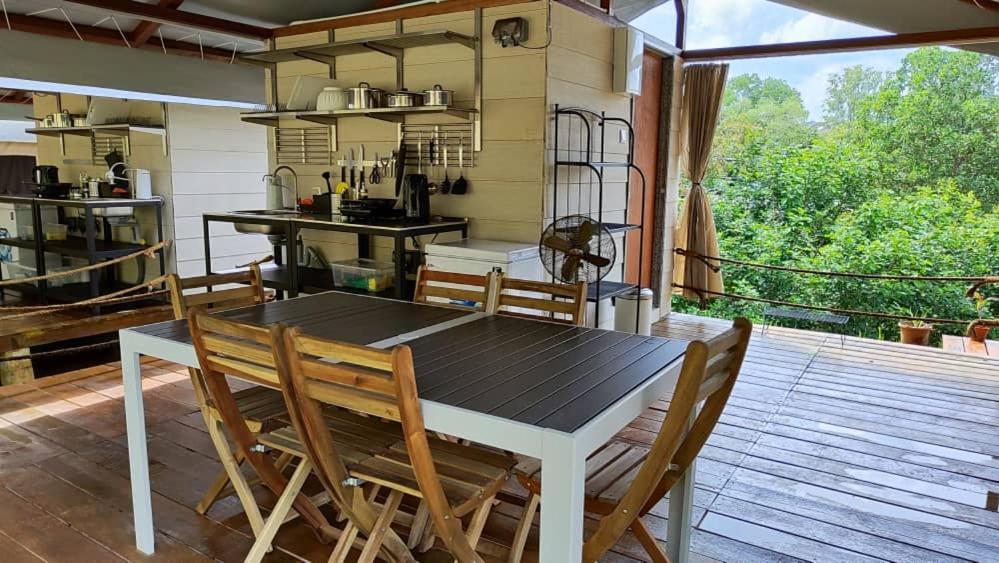 Canopy Villa Sireh Park photo 4