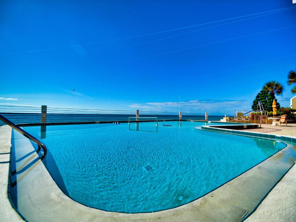 440 West Condos 304-N Direct Gulf Front and Waterside Pool photo 2