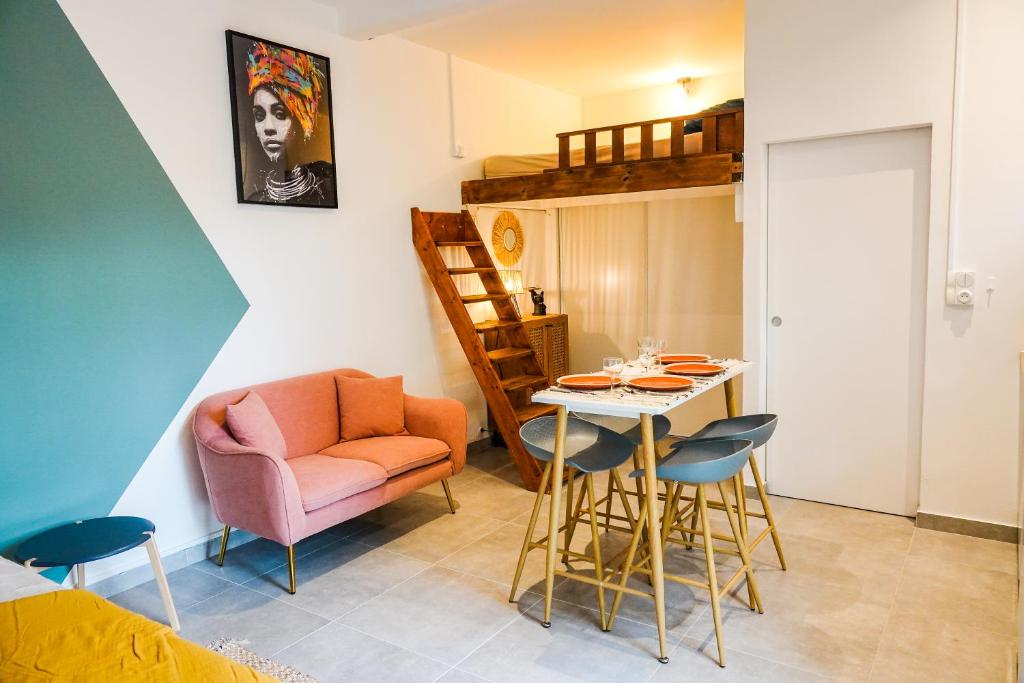 Le Sunset, Magnifique Studio pieds dans l'eau, L'Ermitage les Bains