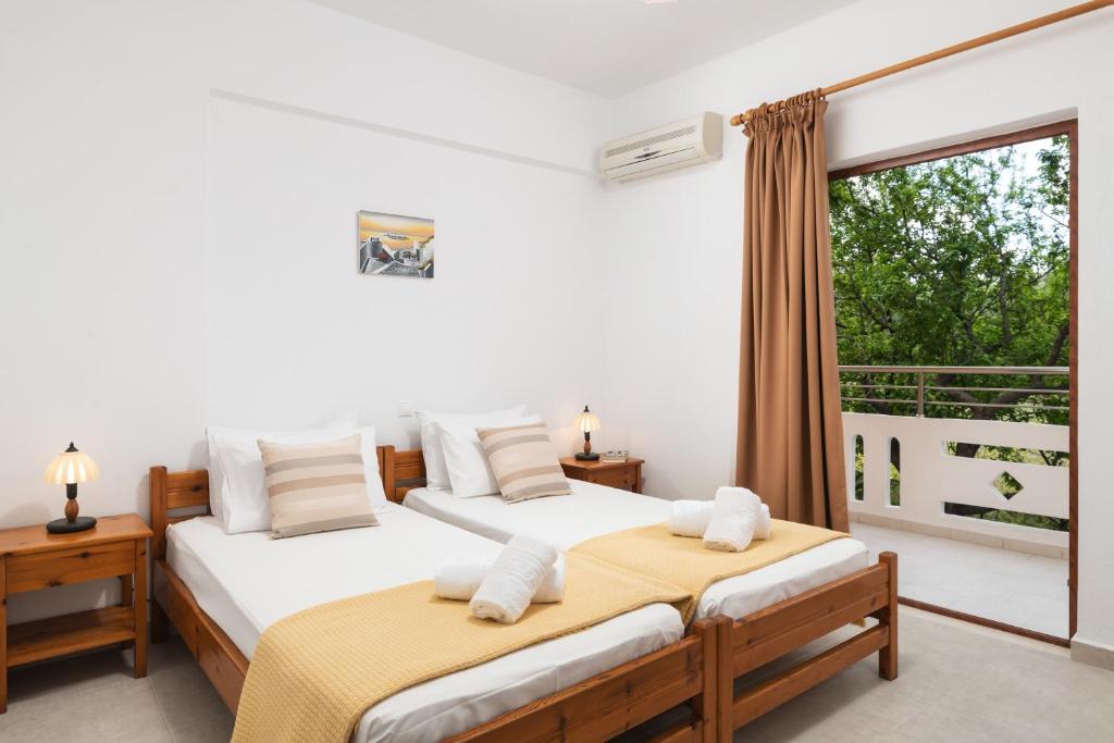 Aphrodite Apartments photo 3
