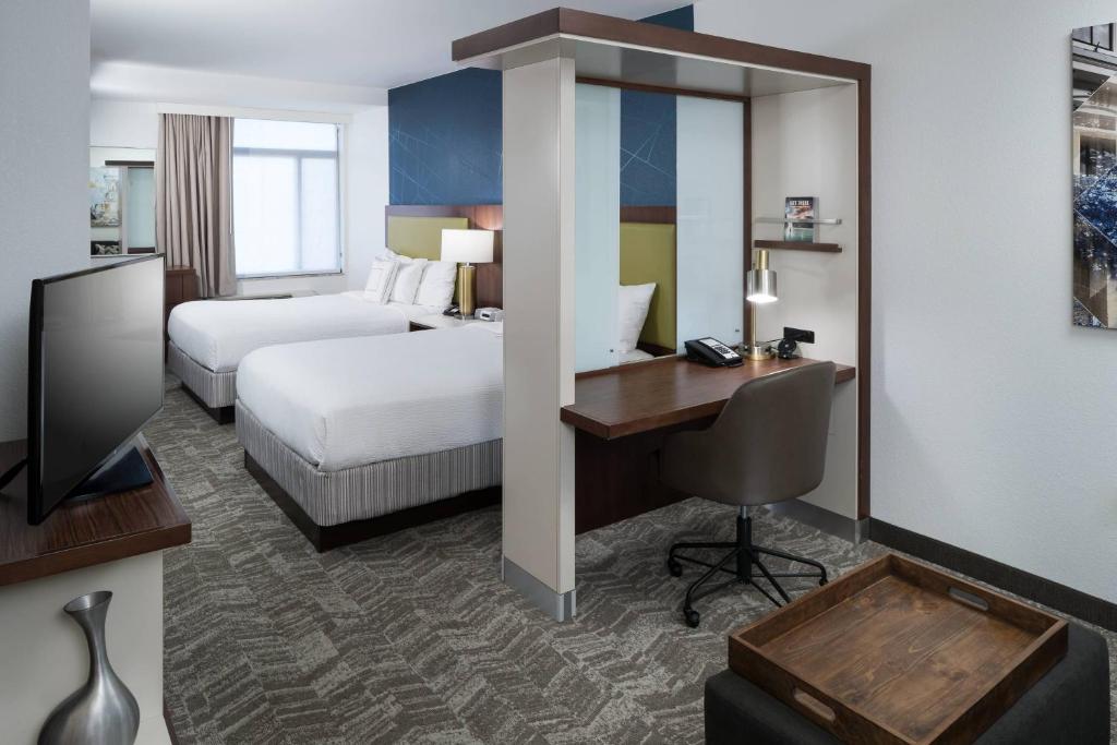 SpringHill Suites Alexandria Southwest photo 4