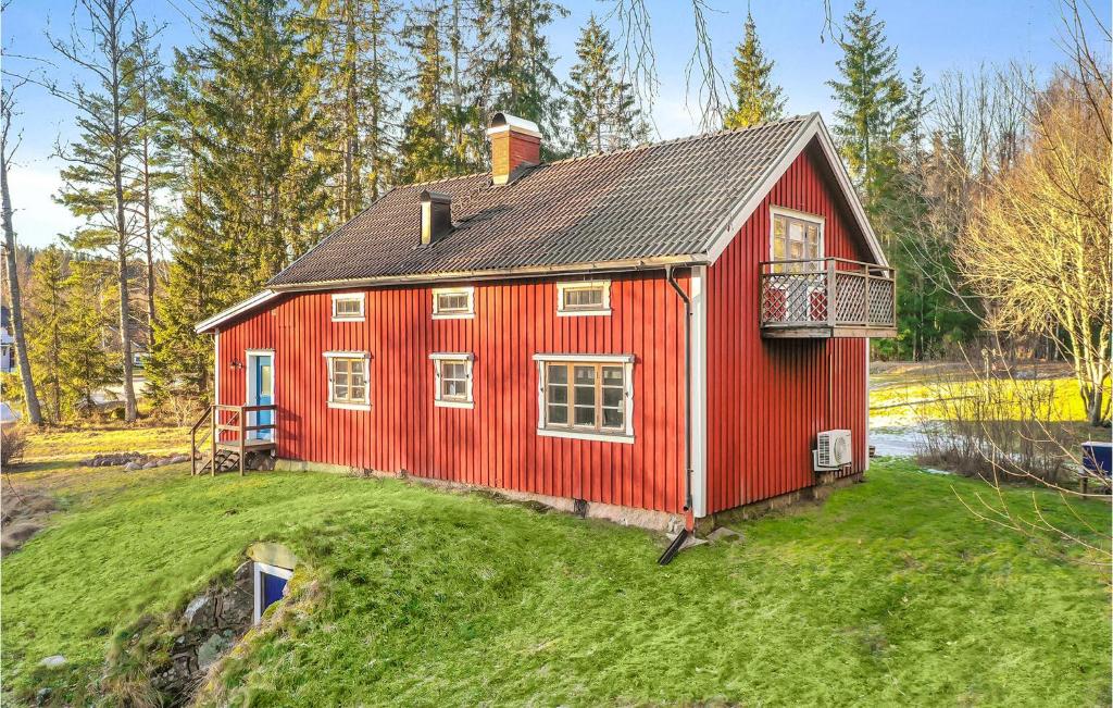 Amazing Home In ml With Wifi And 2 Bedrooms photo 1