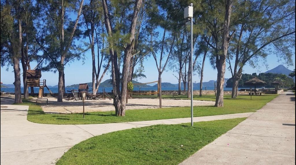Angra dos Reis Pé na Areia photo 2
