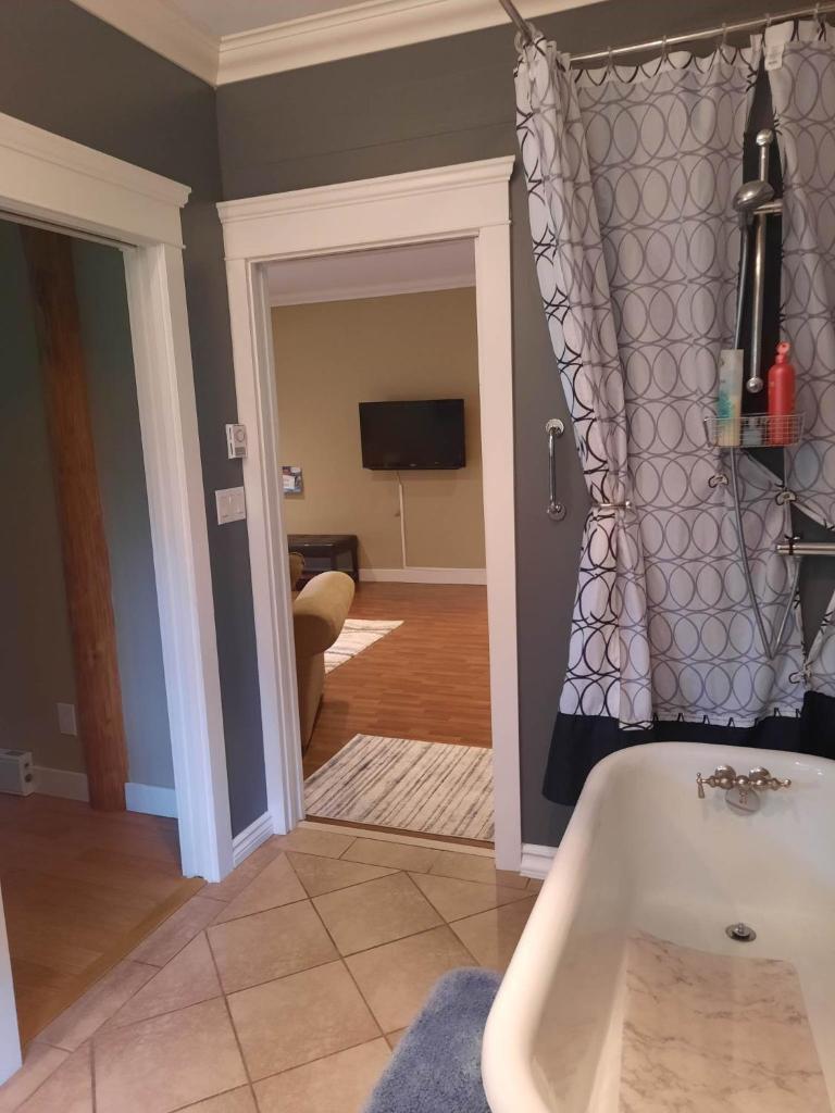 Beaver Hut Bed And Breakfast photo 4