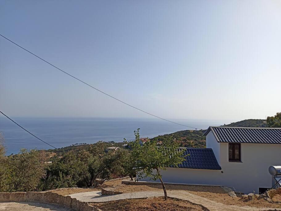 Aloni Cottage above Aegean Sea photo 2