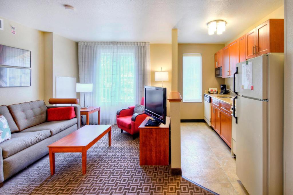 TownePlace Suites by Marriott Raleigh Cary-Weston Parkway image