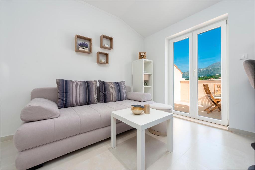 Peaceful 2-bedroom apartment Srebreno photo 2