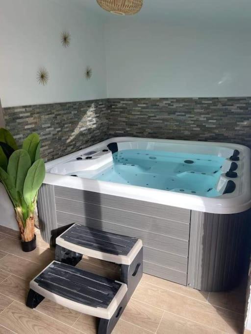 L'ART DES SENS. Gîte Bien-Etre Spa et Sauna photo 2