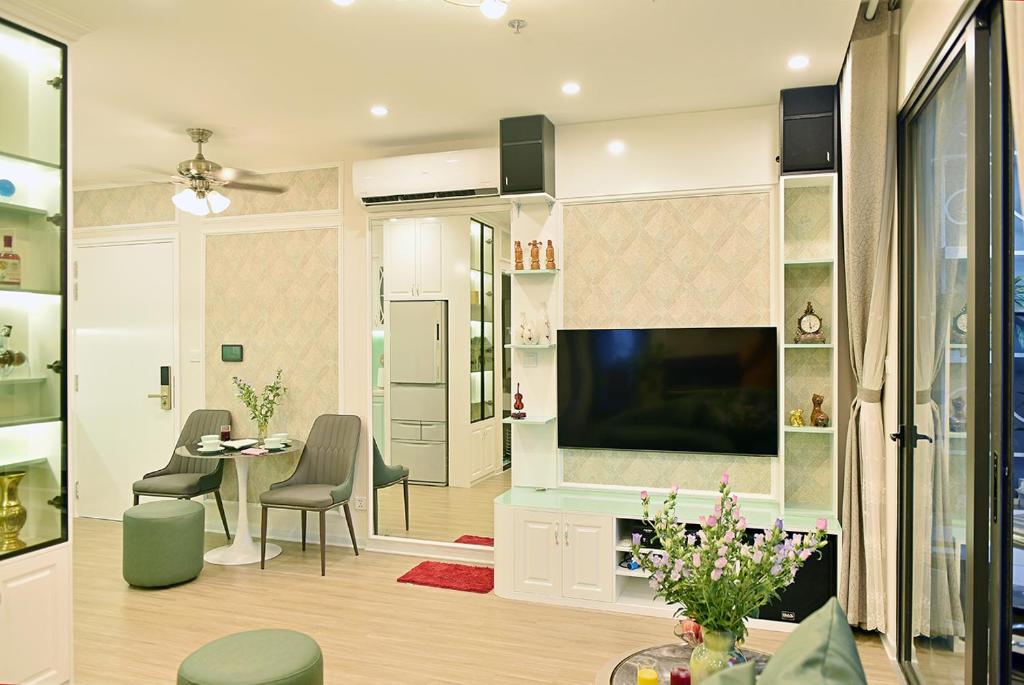 Sakura Homestay - Vinhomes Smart City