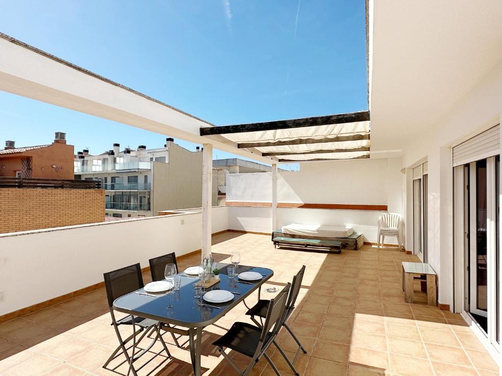 Gran terraza al lado de la playa photo 4