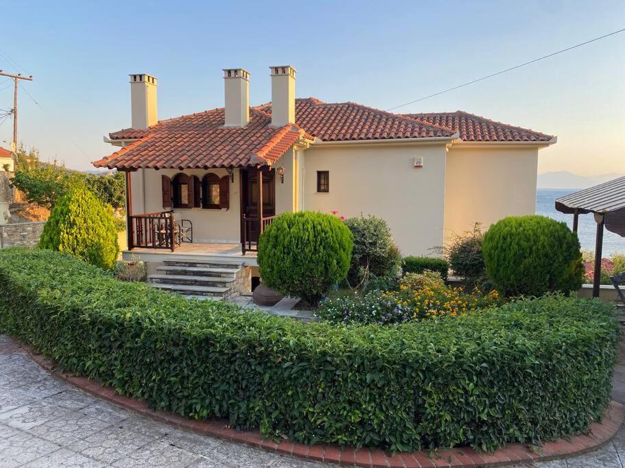 La Grande Maison,Lefokastro