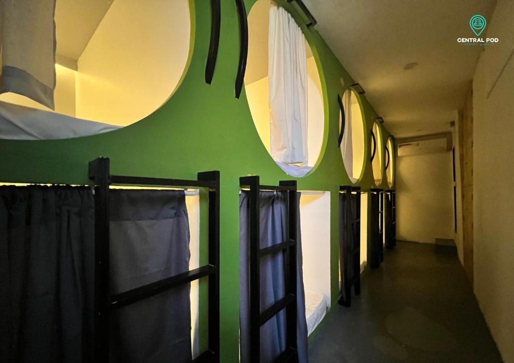 Central Pod Capsule Hostel photo 2