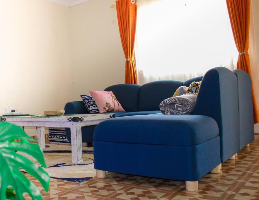 2 bedroom standalone house on its own compound photo 4