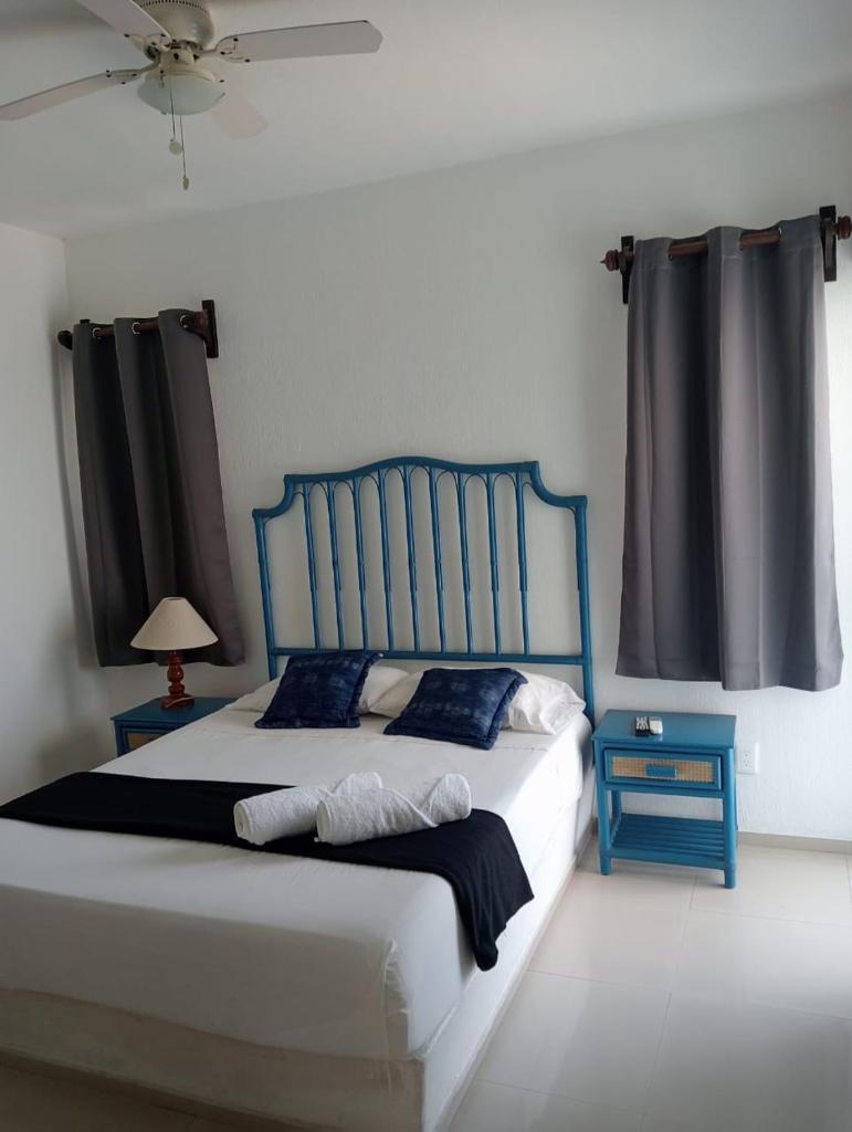 Magnifico Departamento, cocina equipada, 2 Recamaras 2 Baños , hasta 6 Personas, 3 albercas, playa a 50 mts wifi, aire acondicionado photo 1