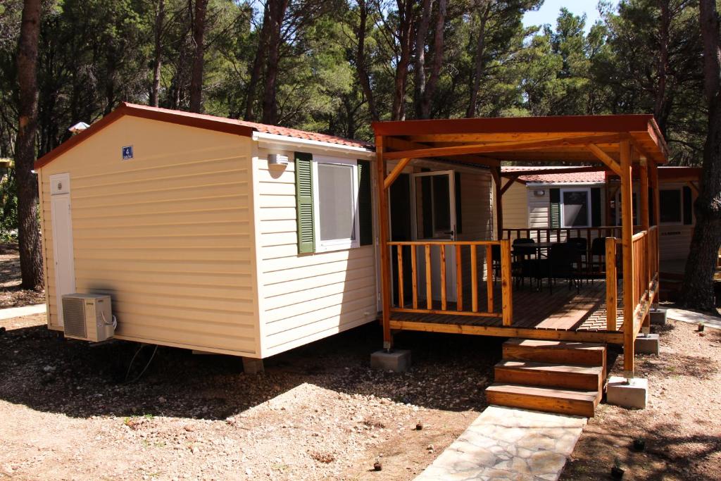 Mobile Homes Holiday Dream photo 2