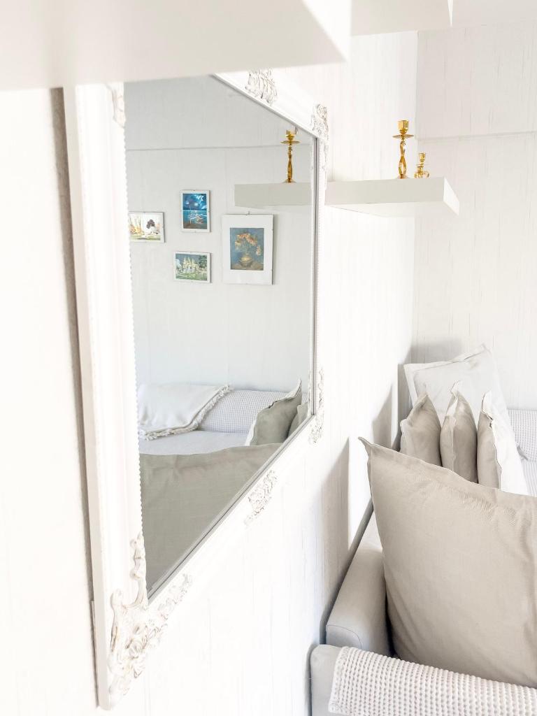 Ilona Apartments -"Home Away From Home" photo 4